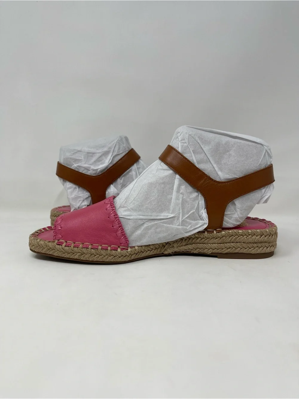 Vince Camuto description new